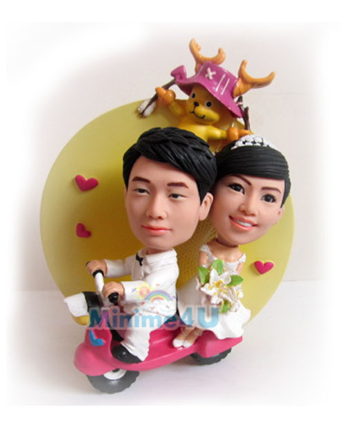 Wedding cake topper with One piece theme Wedding cake topper with One piece theme